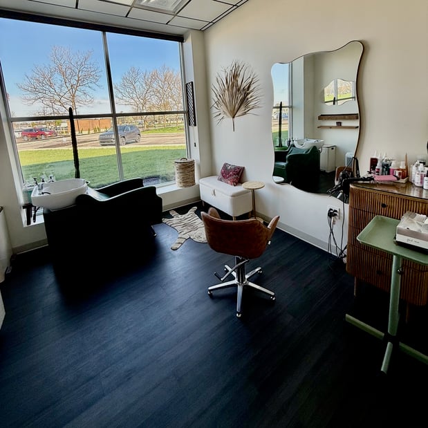 Images My Salon Suite