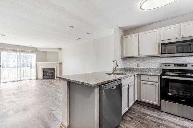 Images Eastpointe Lakes Apartments and Townhomes