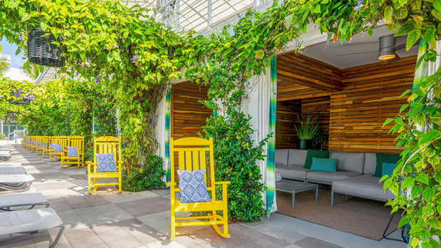Images Kimpton Surfcomber Hotel by IHG