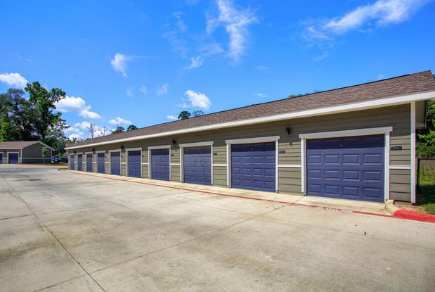 Images Urban Oaks at Conroe