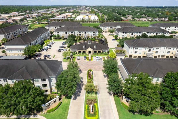 Images Camden Downs at Cinco Ranch Apartments