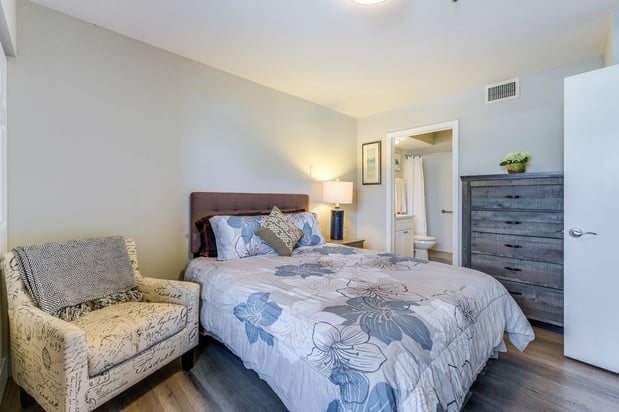 Images Meridian at Lantana