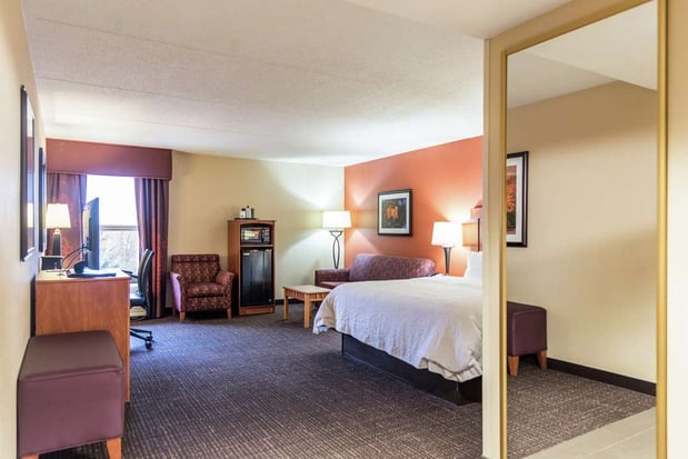 Images Hampton Inn Muskegon