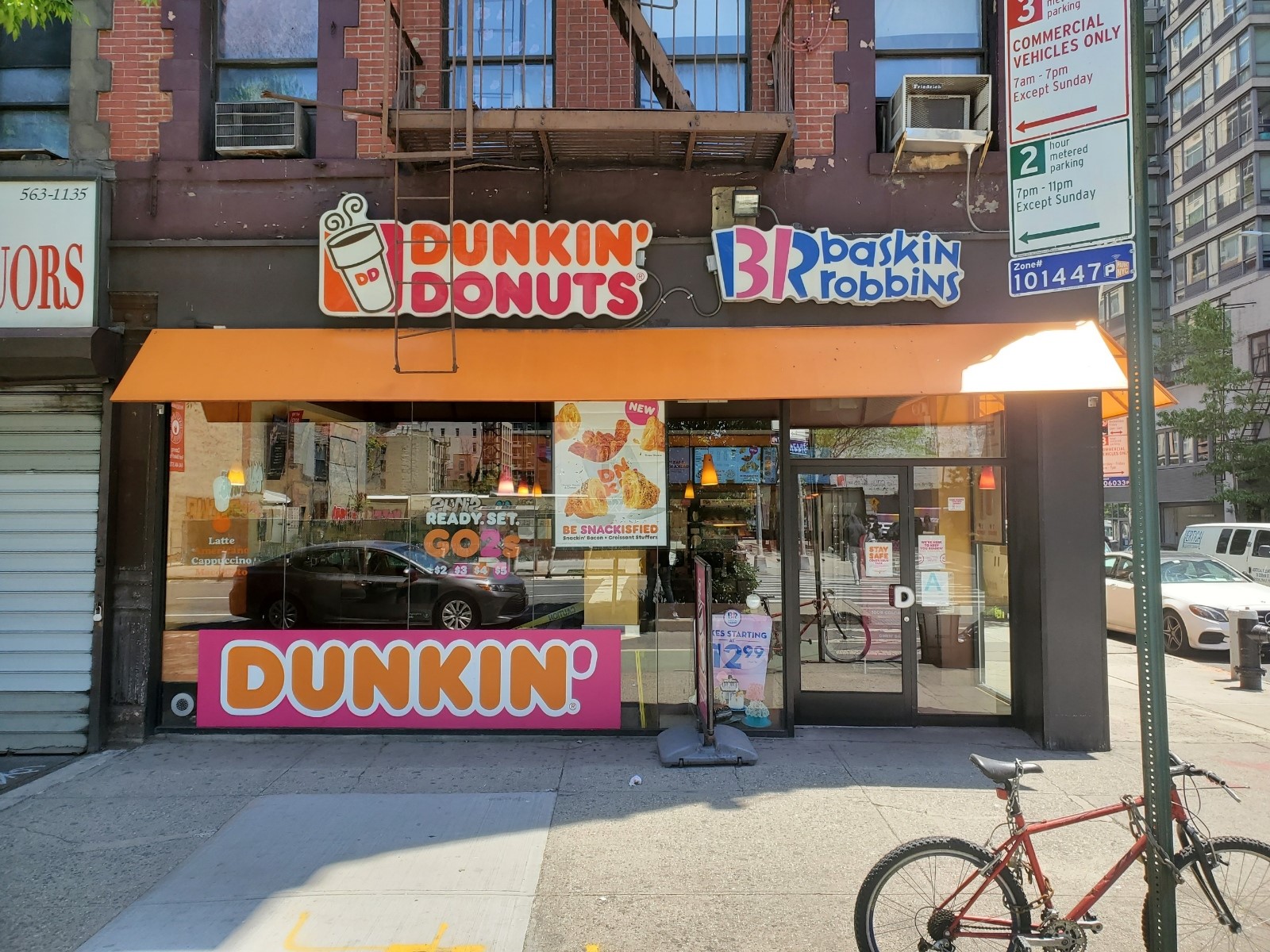 Dunkin' Photo