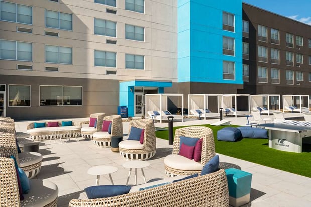 Images Hotel Lela Wilmington, Tapestry Collection by Hilton