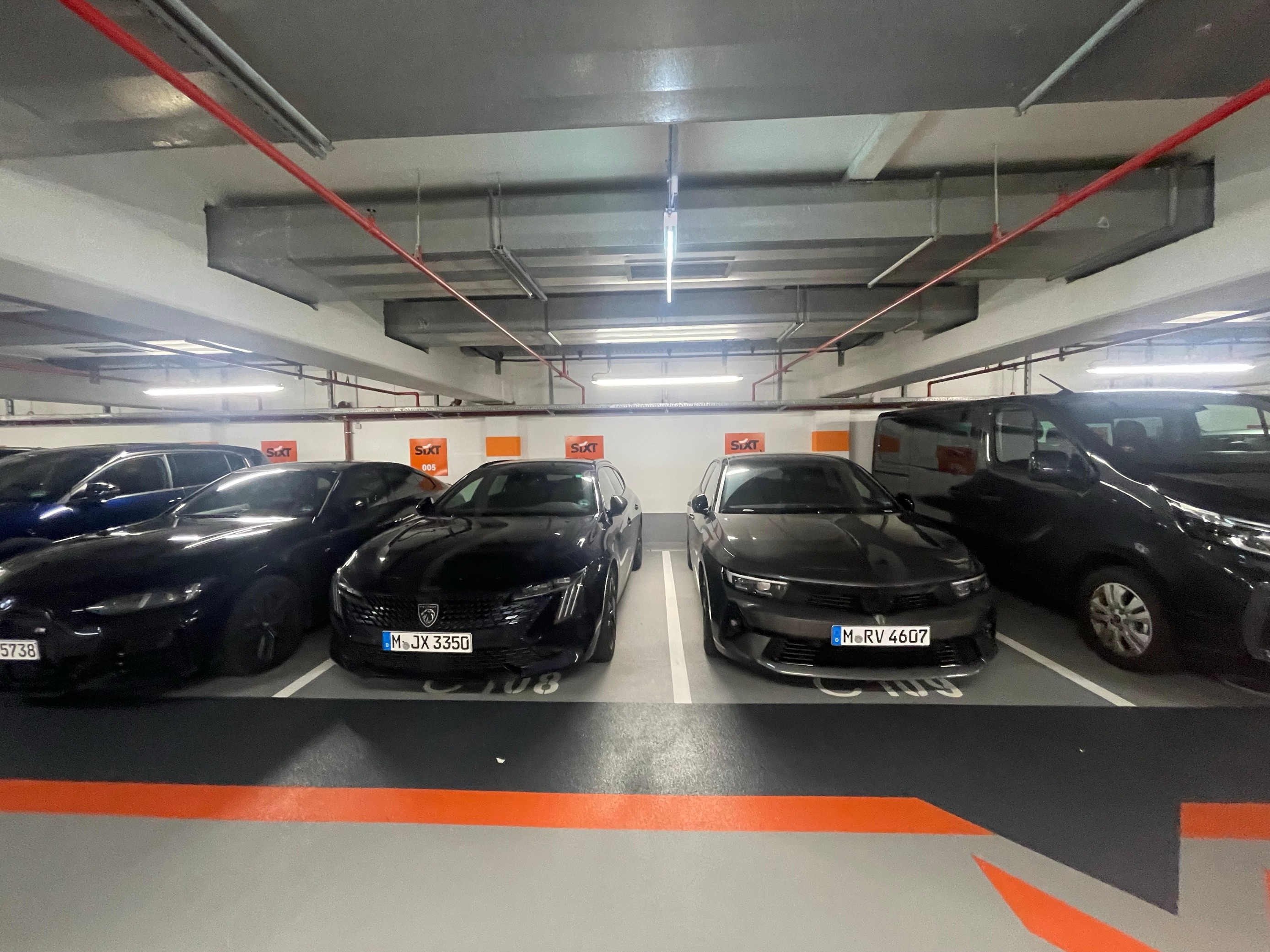 SIXT Autovermietung Stuttgart Zentrum, Lautenschlagerstr. 17 in Stuttgart