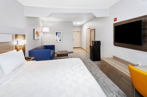 Images Holiday Inn Express & Suites Carmel North - Westfield by IHG
