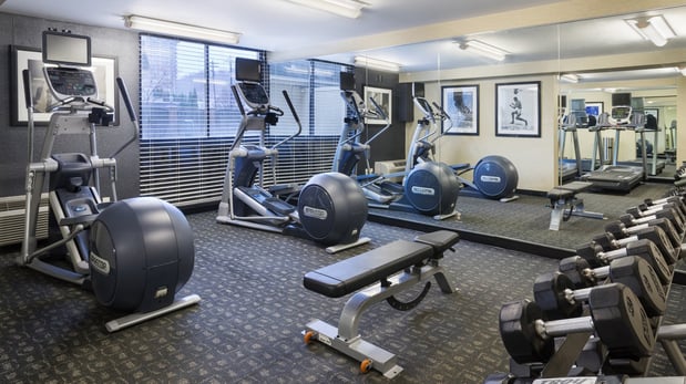 Images Holiday Inn Cincinnati-Riverfront by IHG