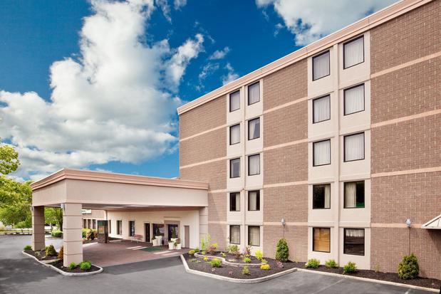 Images Holiday Inn Auburn-Finger Lakes Region by IHG