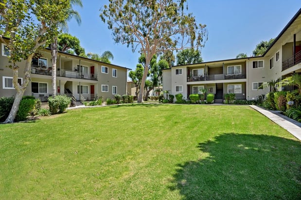 Images Gloria Homes Apartments