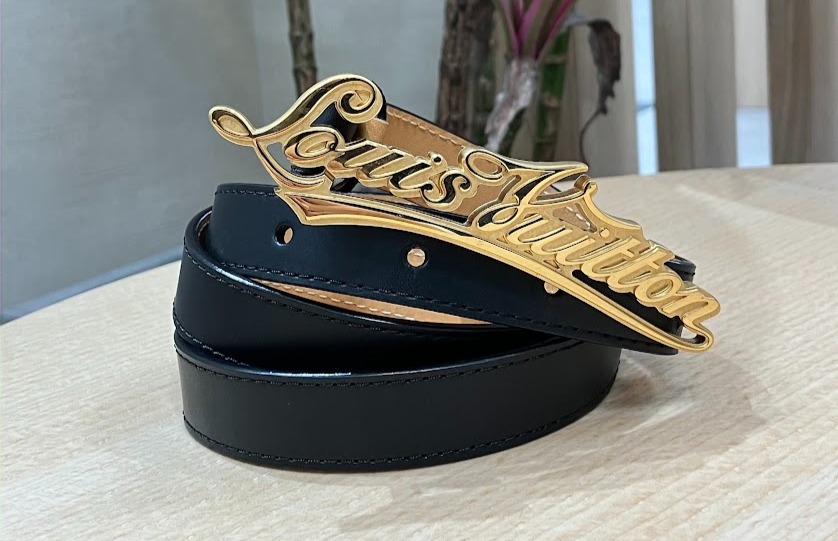 Images KOMEHYO（コメ兵）買取センターきりしま国分山形屋