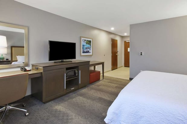 Images Hampton Inn by Hilton Detroit Dearborn