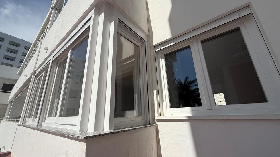 Images Puertas & Ventanas - Marcel García