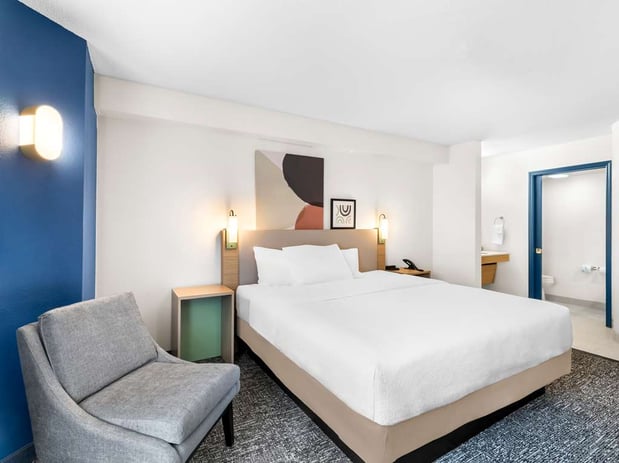 Images Spark by Hilton Augusta