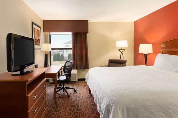 Images Hampton Inn Wichita-East