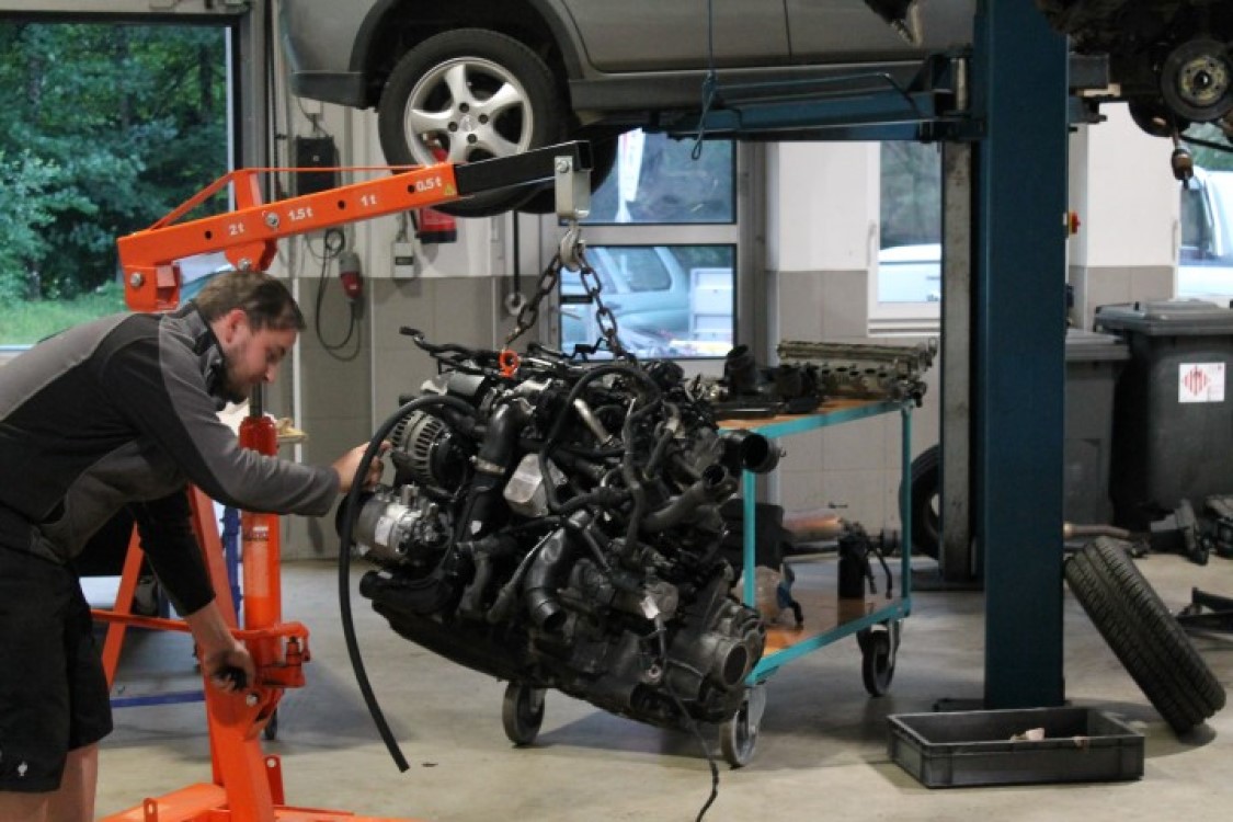 Bild 3 von Karosserie und Kfz Technikzentrum Gaißau Weißenbacher OG