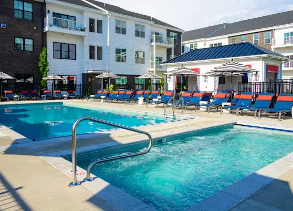 Expansive Sundeck 