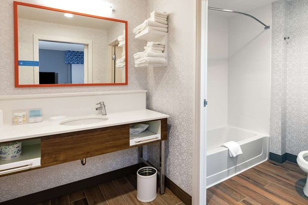 Images Hampton Inn & Suites Columbia Killian Road
