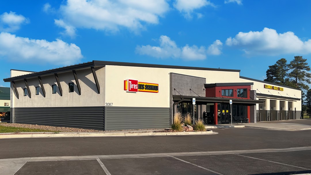 Les Schwab Tire Center