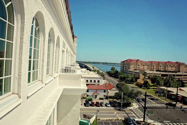 Images Hampton Inn & Suites Bradenton Downtown Historic District