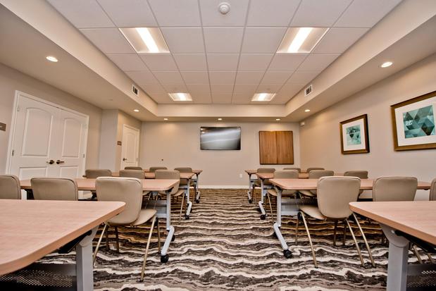 Images Staybridge Suites Houston - Humble Beltway 8 E by IHG