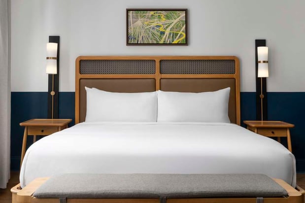 Images Hotel Theo New Orleans, Tapestry Collection by Hilton
