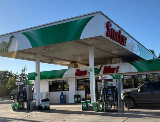 Sinclair Gas Station Image