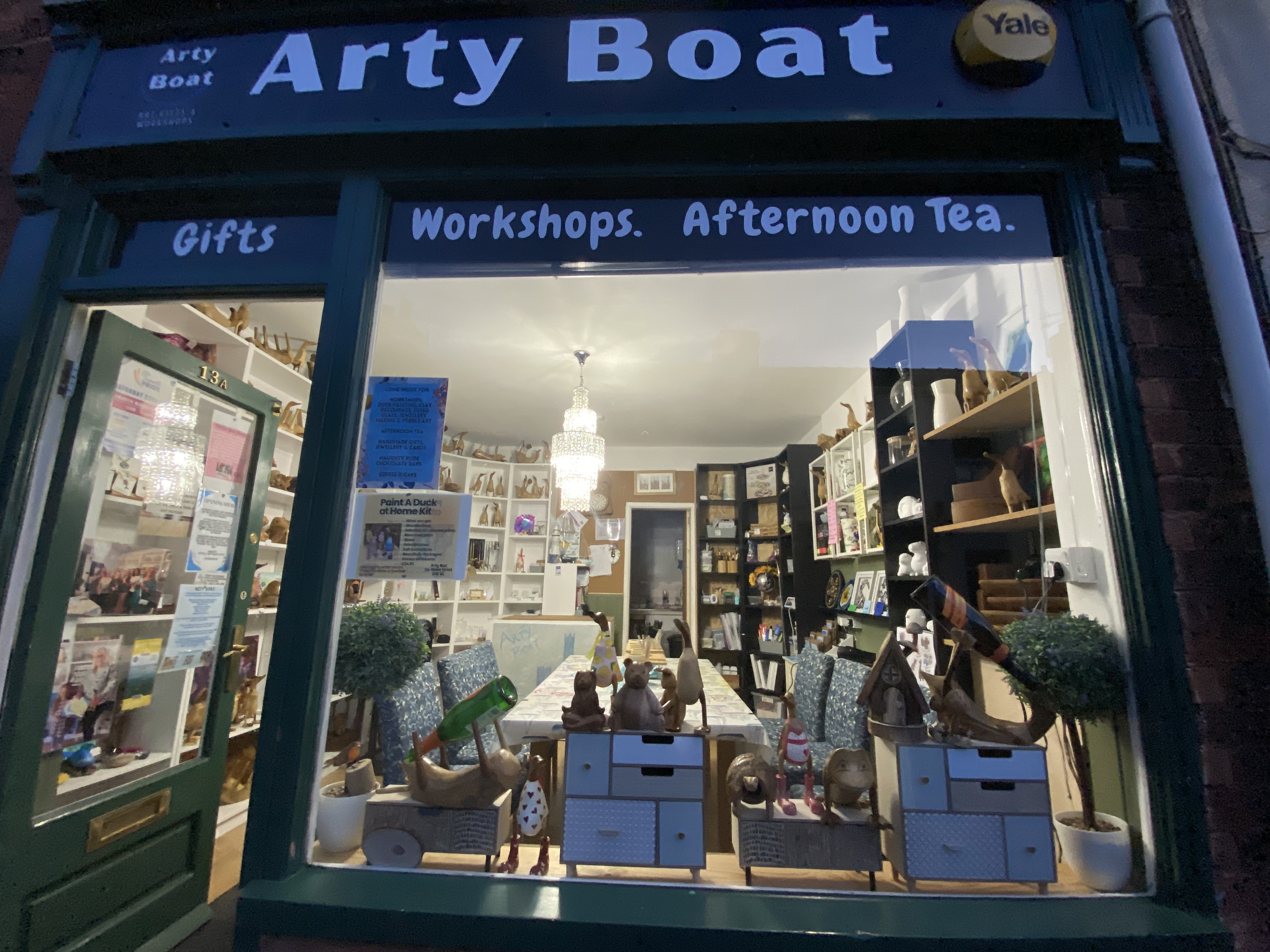 Arty Boat Exmouth 07496 350336