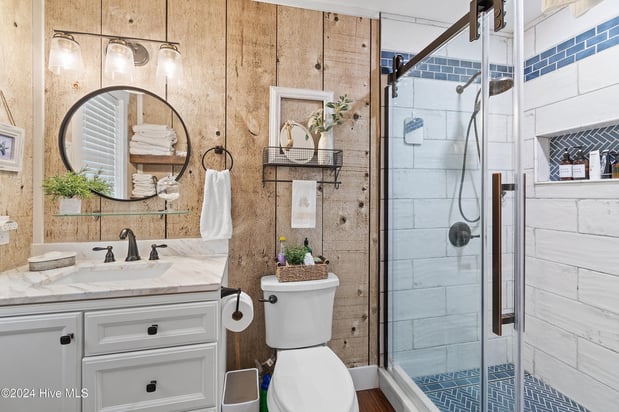 Images CENTURY 21 Triangle Group: Danielle Stewart | Realtor | Broker