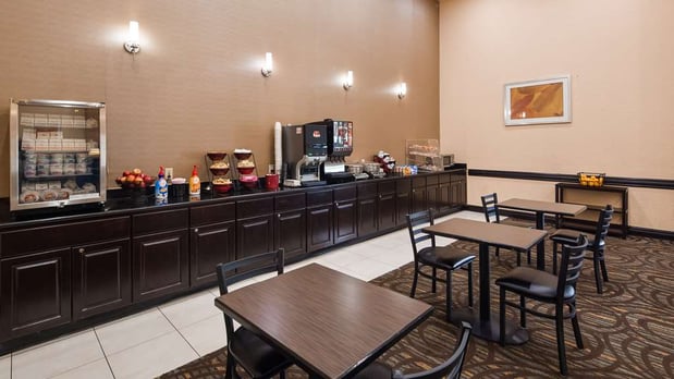 Images Best Western Plus Newark/Christiana Inn