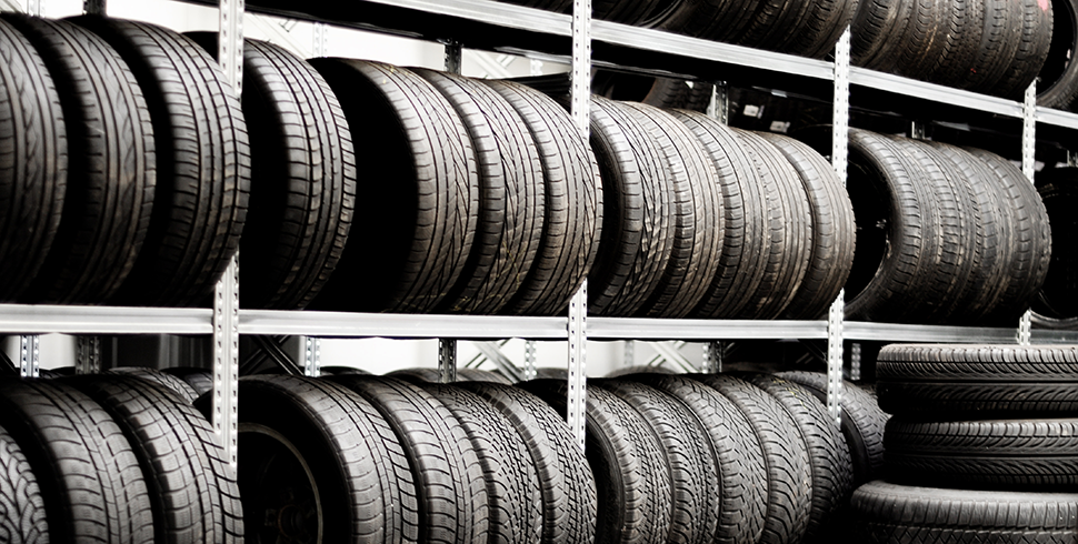 Купить шины со склада в туле. Ленты для маркировки шин на хранение. Как хранят шины на заводе. Сезонное хранение шин цены в Москве.