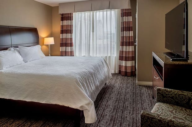 Images Hilton Garden Inn St. Louis Airport