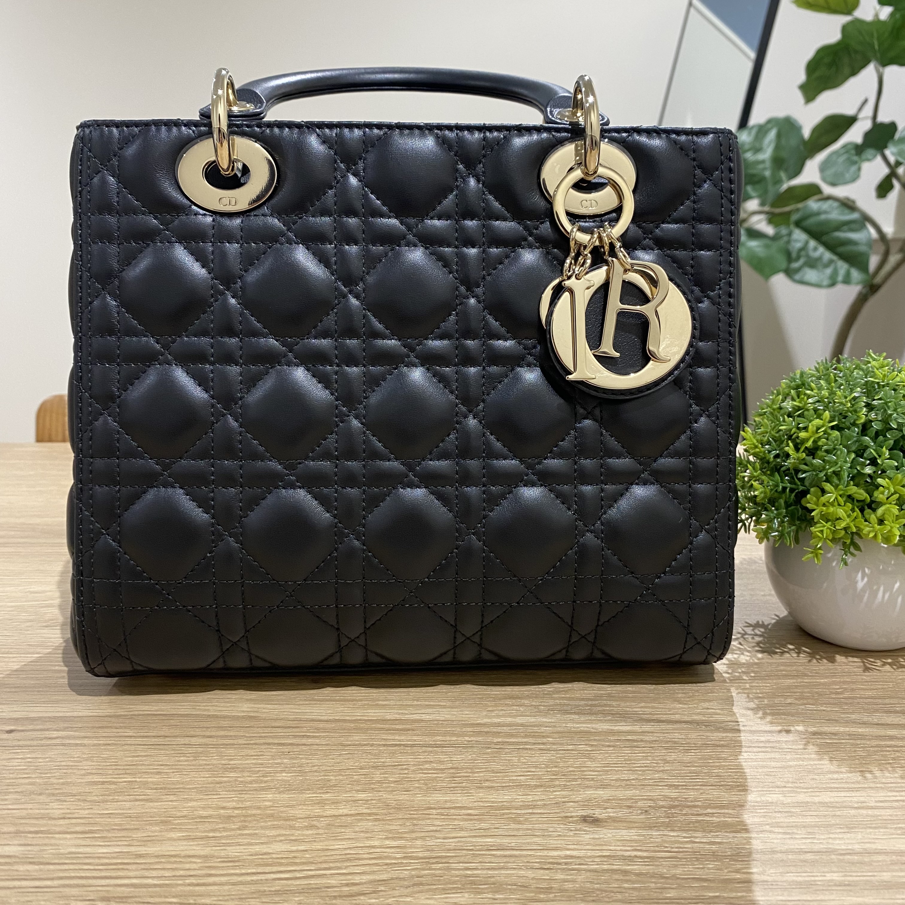 Images KOMEHYO コメ兵 買取センター 豊橋カルミア