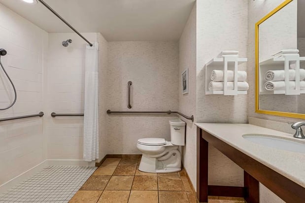 Images Hampton Inn & Suites Pittsburgh/Waterfront-West Homestead