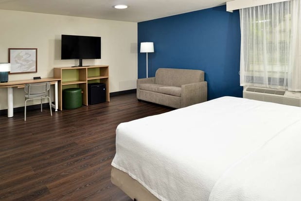 Images Spark by Hilton Dallas Medical District Love Field