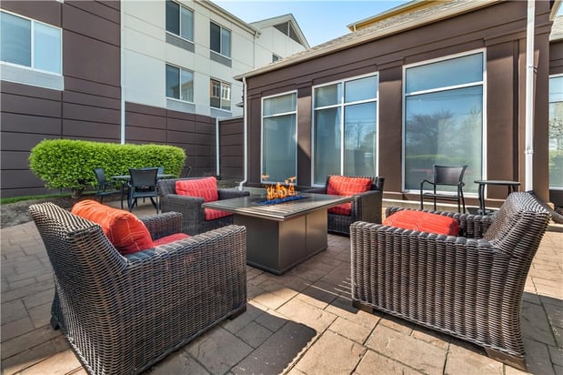 Images Hilton Garden Inn Lexington Hamburg