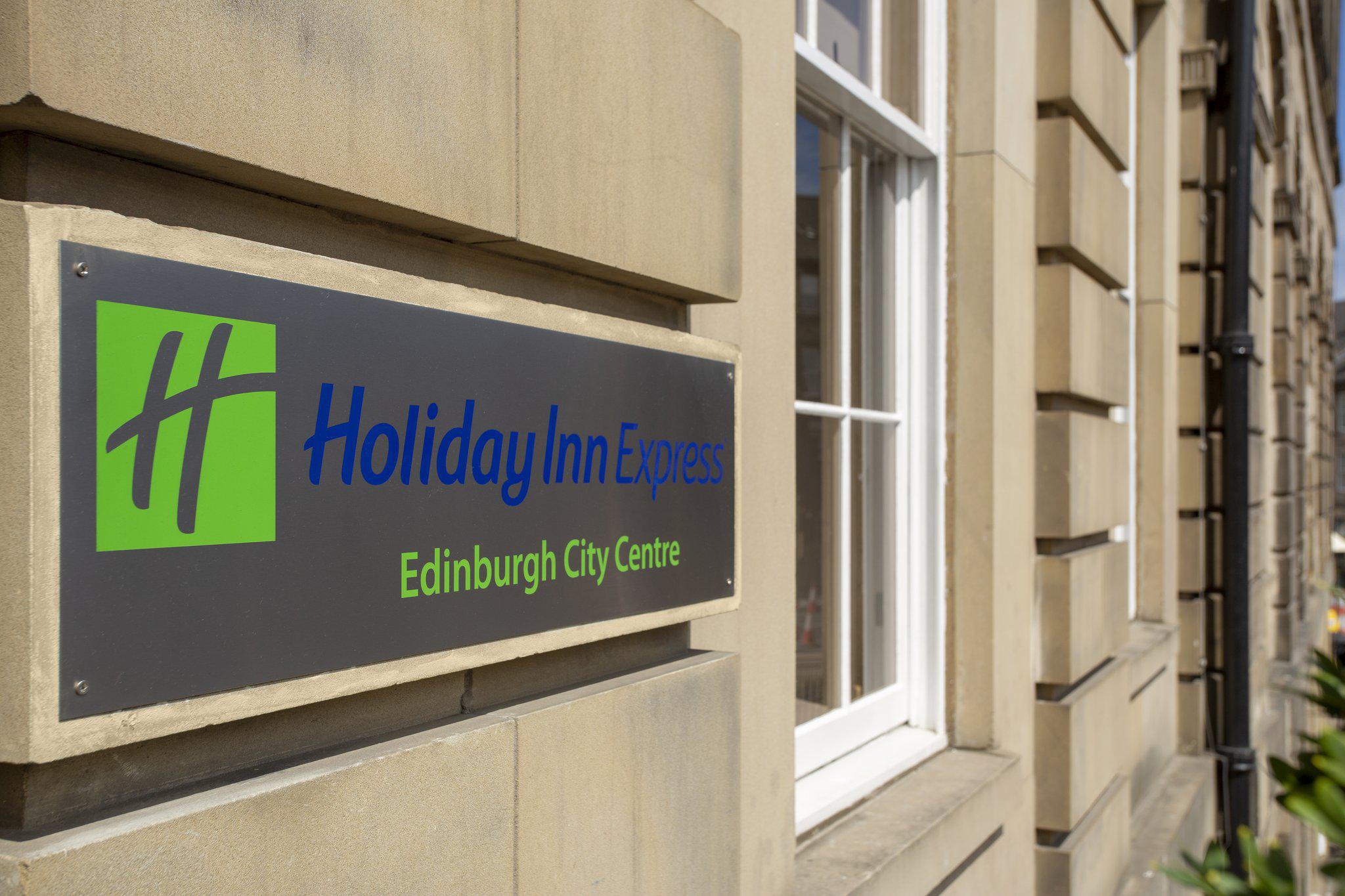 Holiday Inn Express Edinburgh City Centre, an IHG Hotel Edinburgh 01315 582300