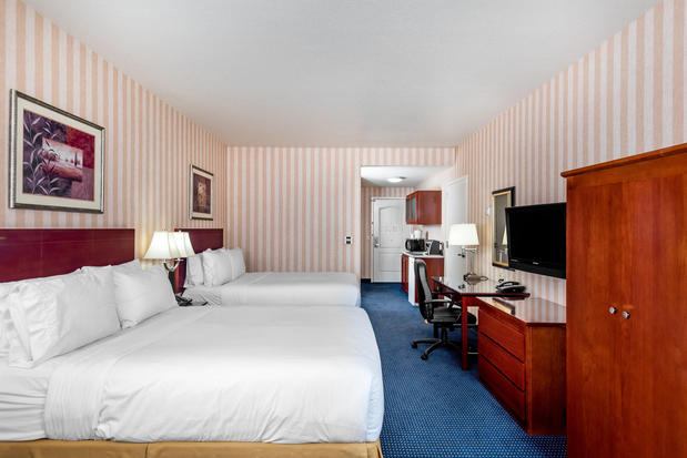 Images Holiday Inn Express & Suites Lathrop, an IHG Hotel