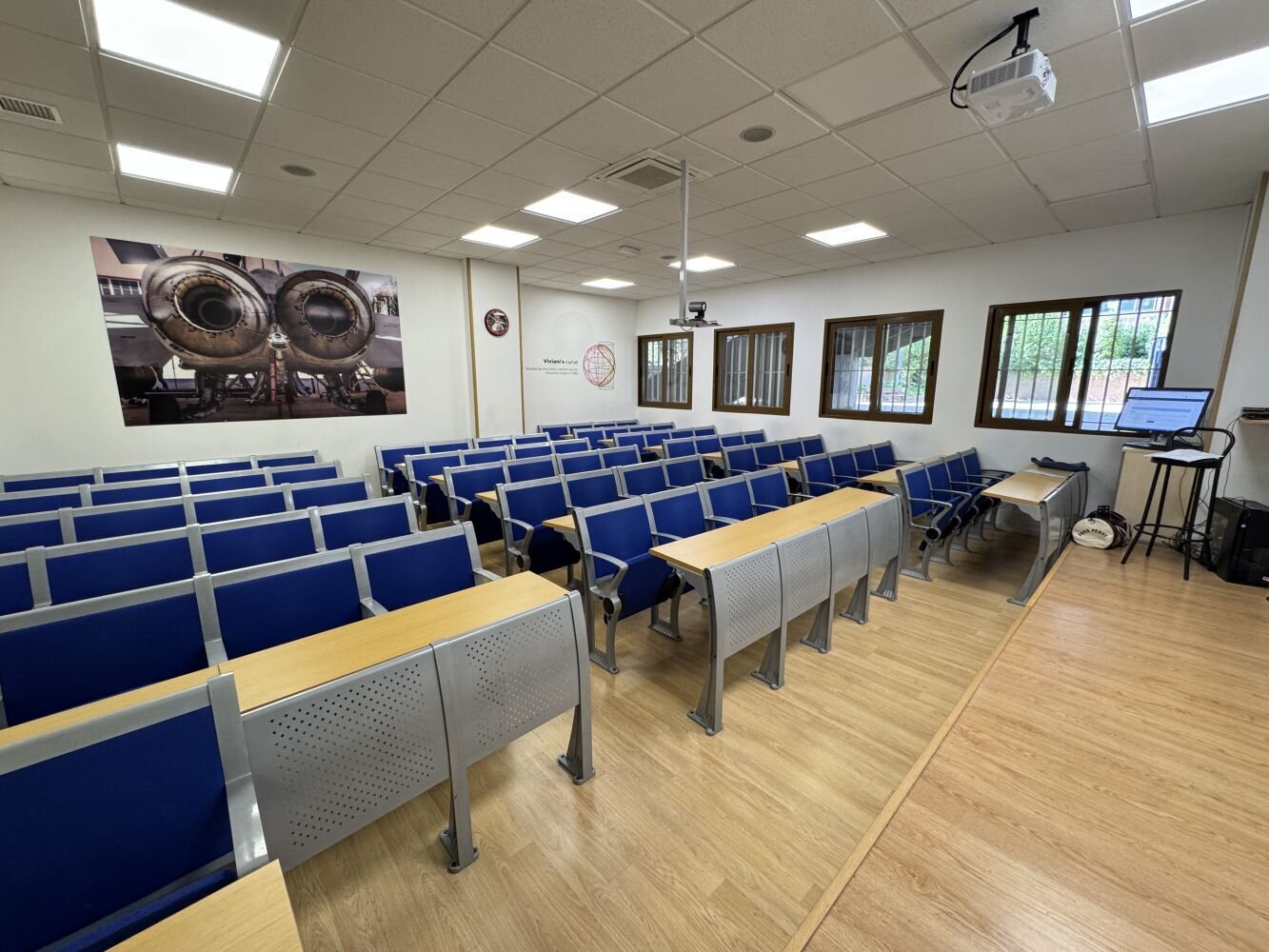 Images MasterX - Másteres de Ingeniería Aeroespacial