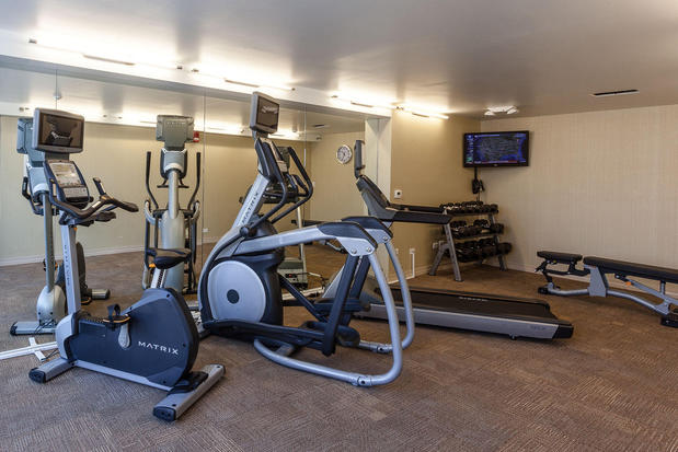 Images Holiday Inn Chicago North-Evanston by IHG