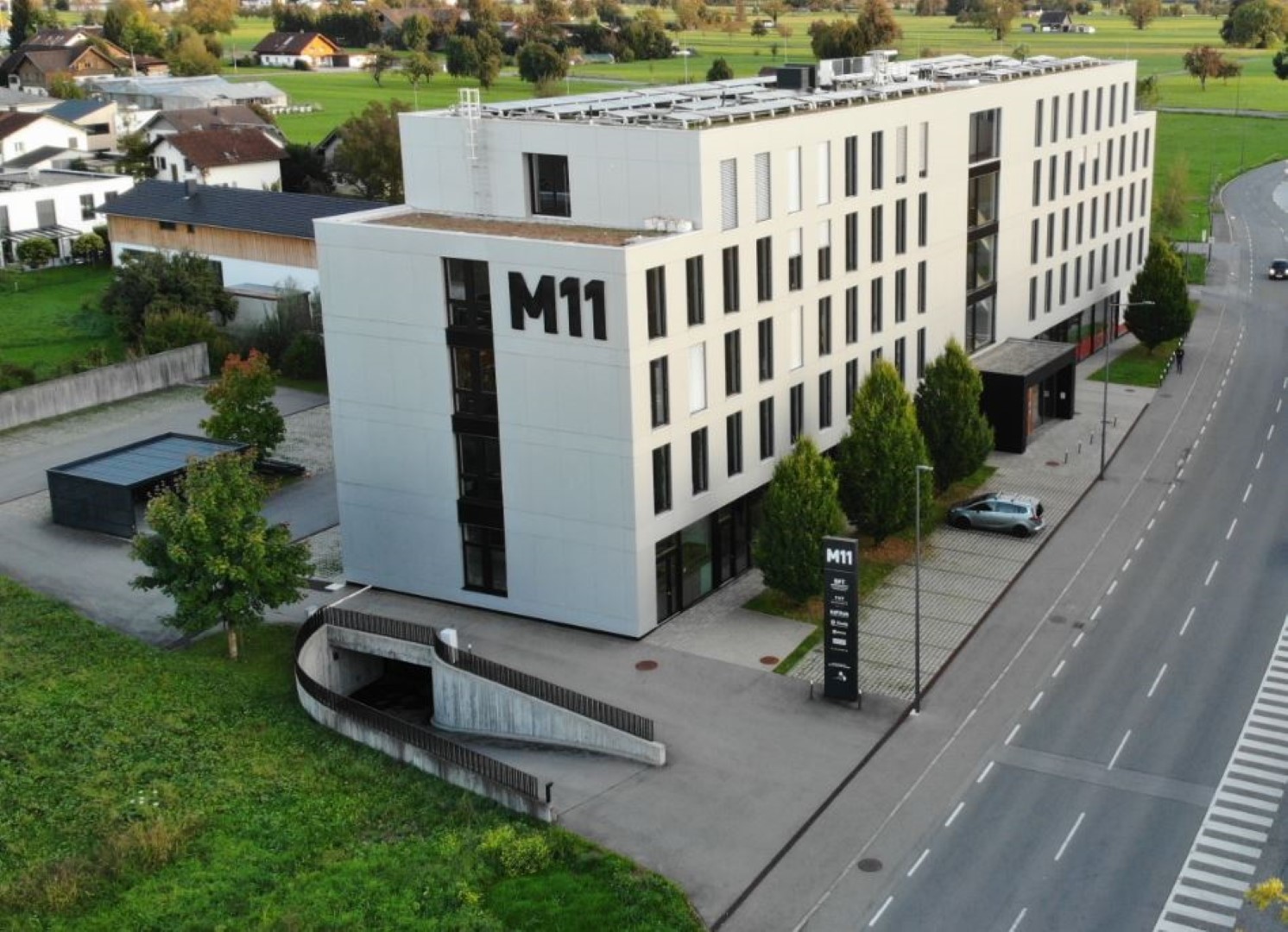 Bild 11 von M-Immobilien Verwaltungs GmbH & Co KG
