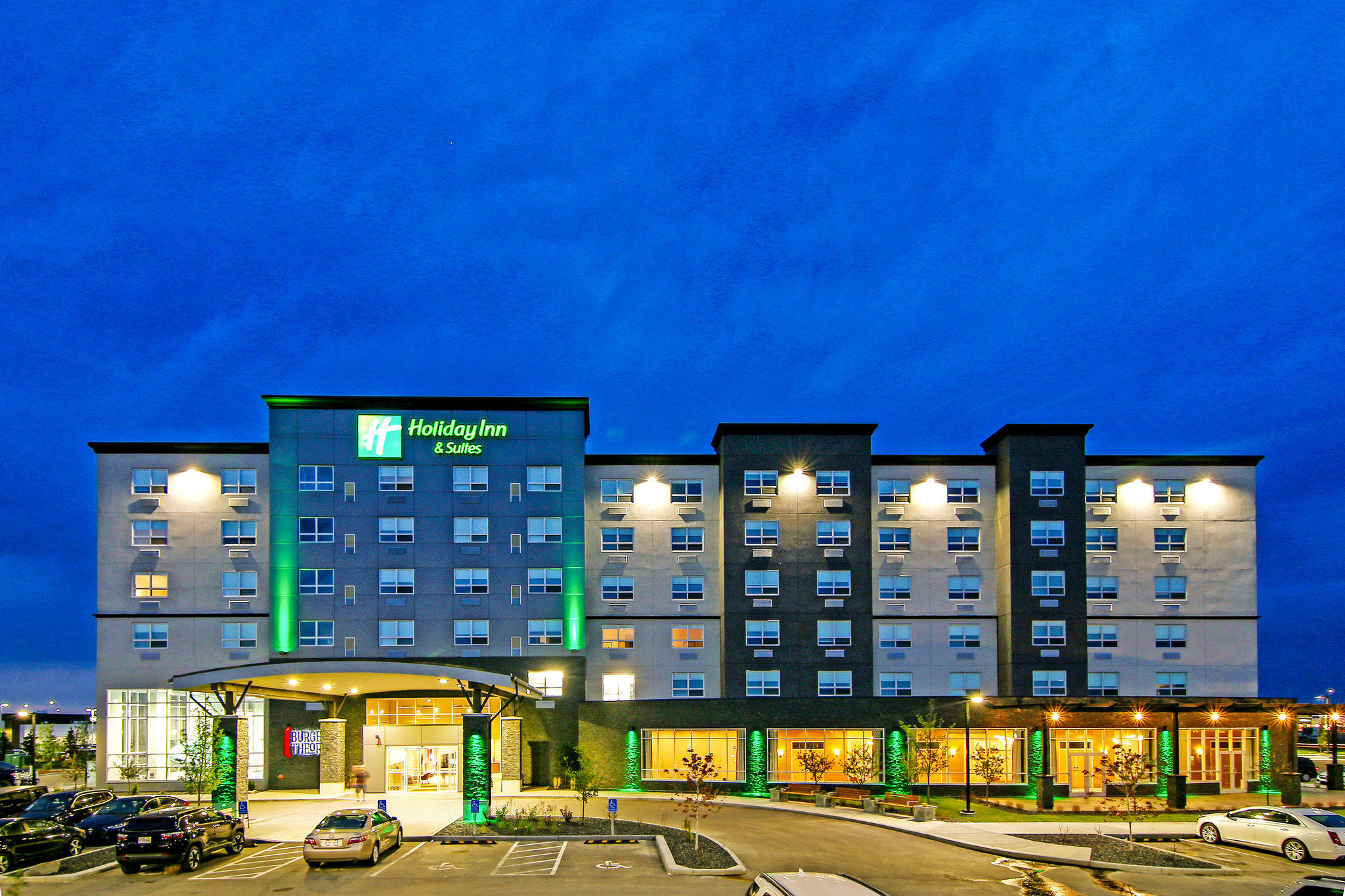 Holiday Inn & Suites Calgary Airport North in Calgary