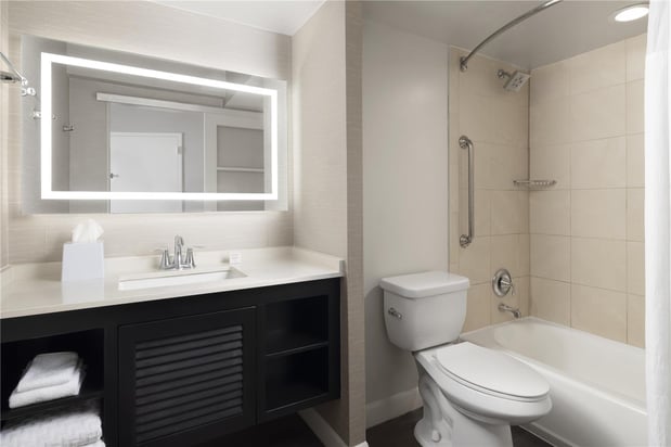 Images The DEXTRO Little Italy, BW Premier Collection