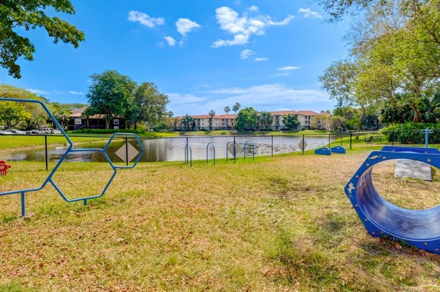 Images Village Place Apartment Homes
