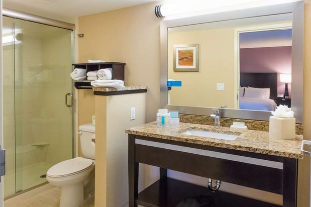 Images Hampton Inn Daytona Beach/Beachfront