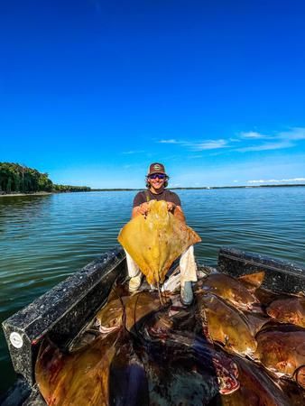 Images Last Look Outfitters