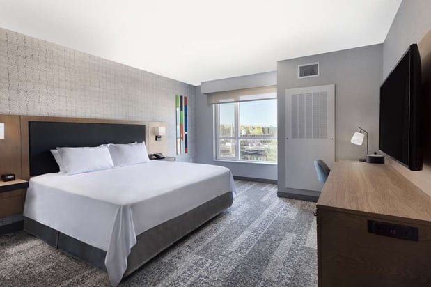 Images Hampton Inn & Suites Watertown Boston