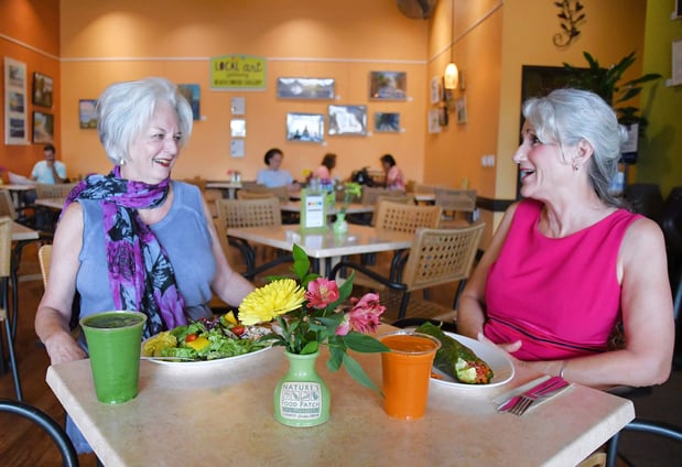 Images Nature's Food Patch Market & Café