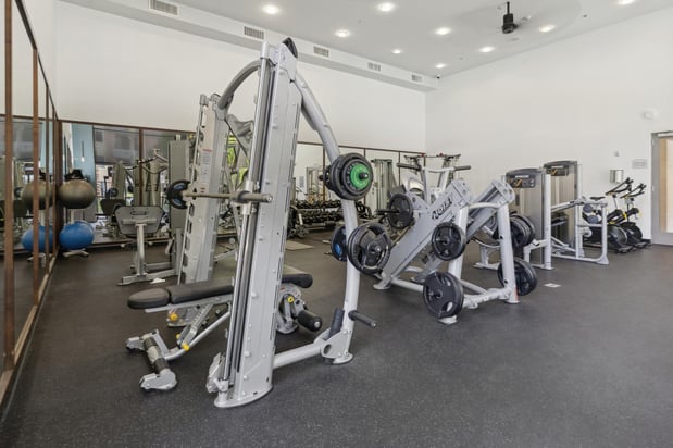 Images The Kitt at Warner Center