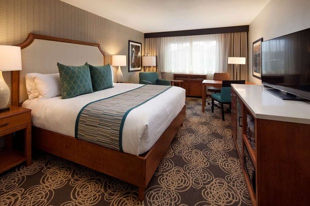 Images Redondo Beach Hotel, Tapestry Collection by Hilton